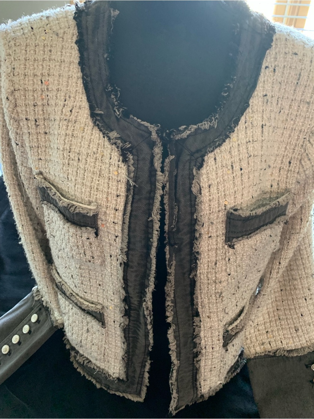 Nanette Lepore Cream Tweed Jacket with Black Trim

OD1 0426